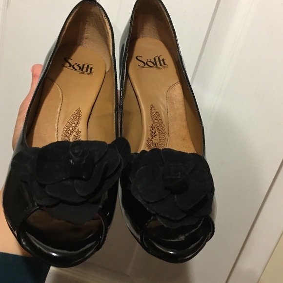 Sofft PATENT LEATHER PUMPS - Picture 2 of 8